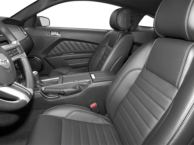 2013 Ford Mustang V6 Premium photo 4