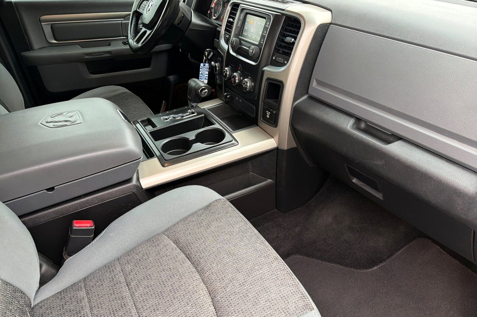 2013 RAM 1500 SLT