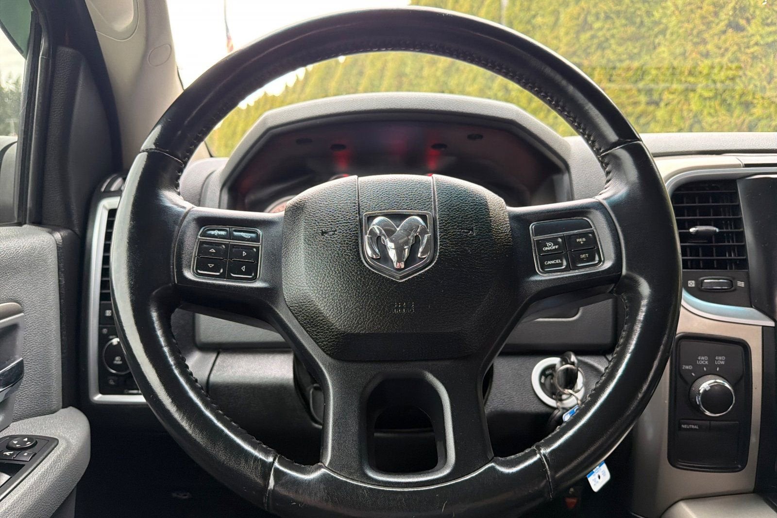 2013 RAM 1500 SLT