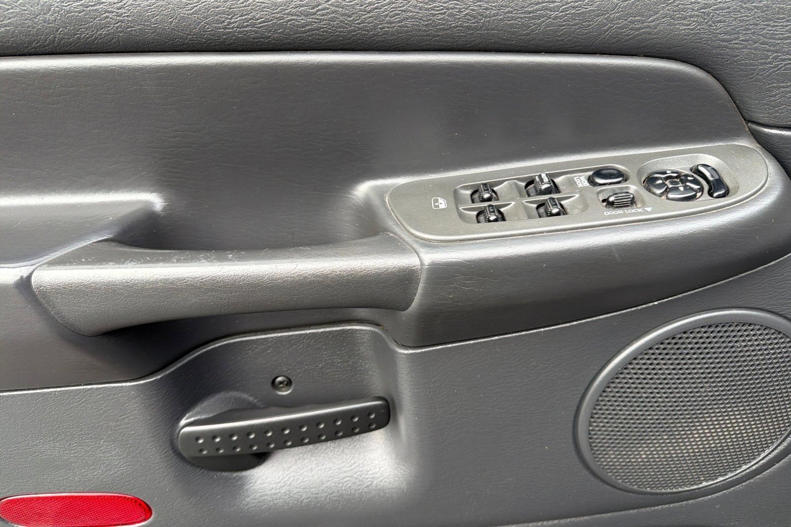 2004 Dodge Ram 1500 SLT