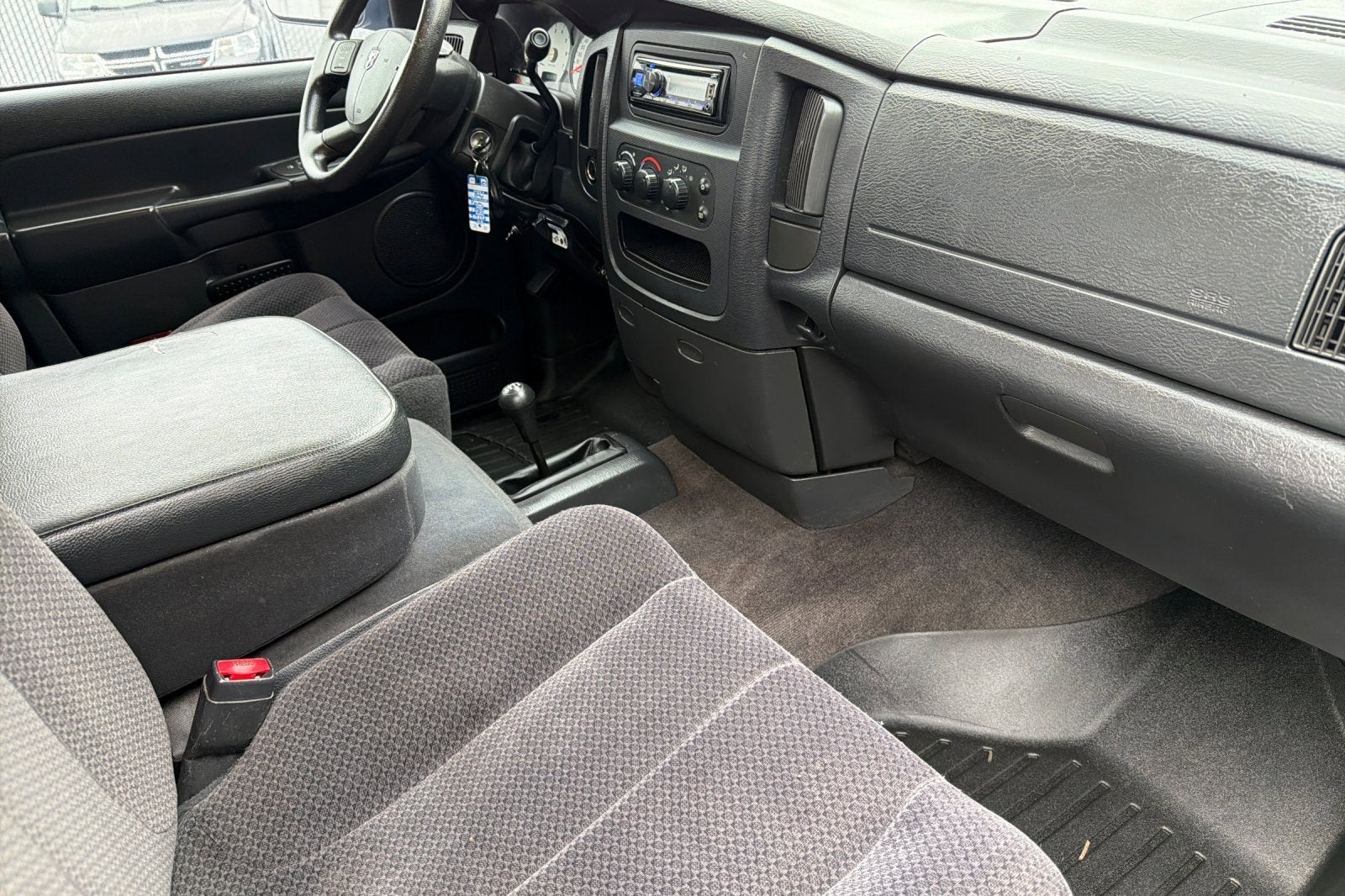 2004 Dodge Ram 1500 SLT