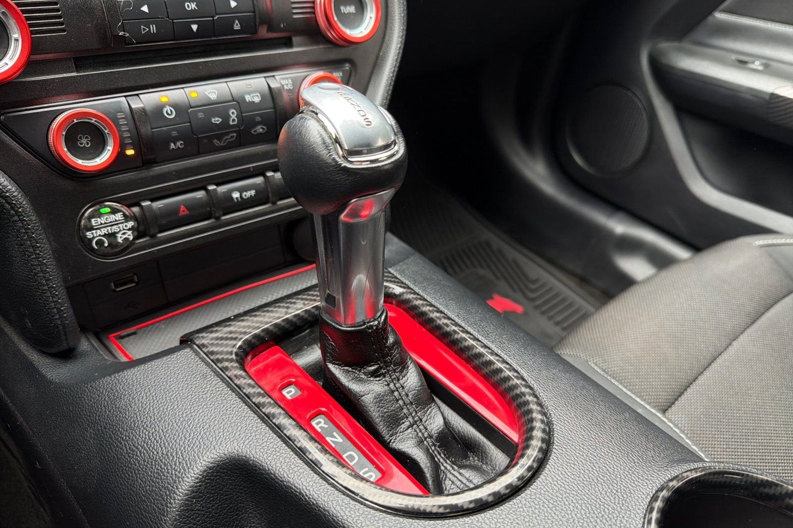 2016 Ford Mustang V6