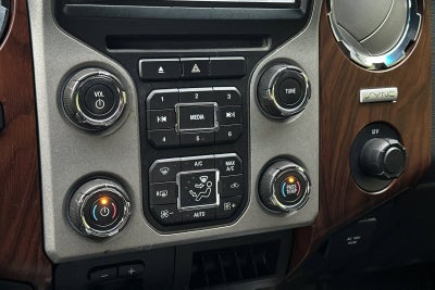 2015 Ford Super Duty F-350 SRW Lariat