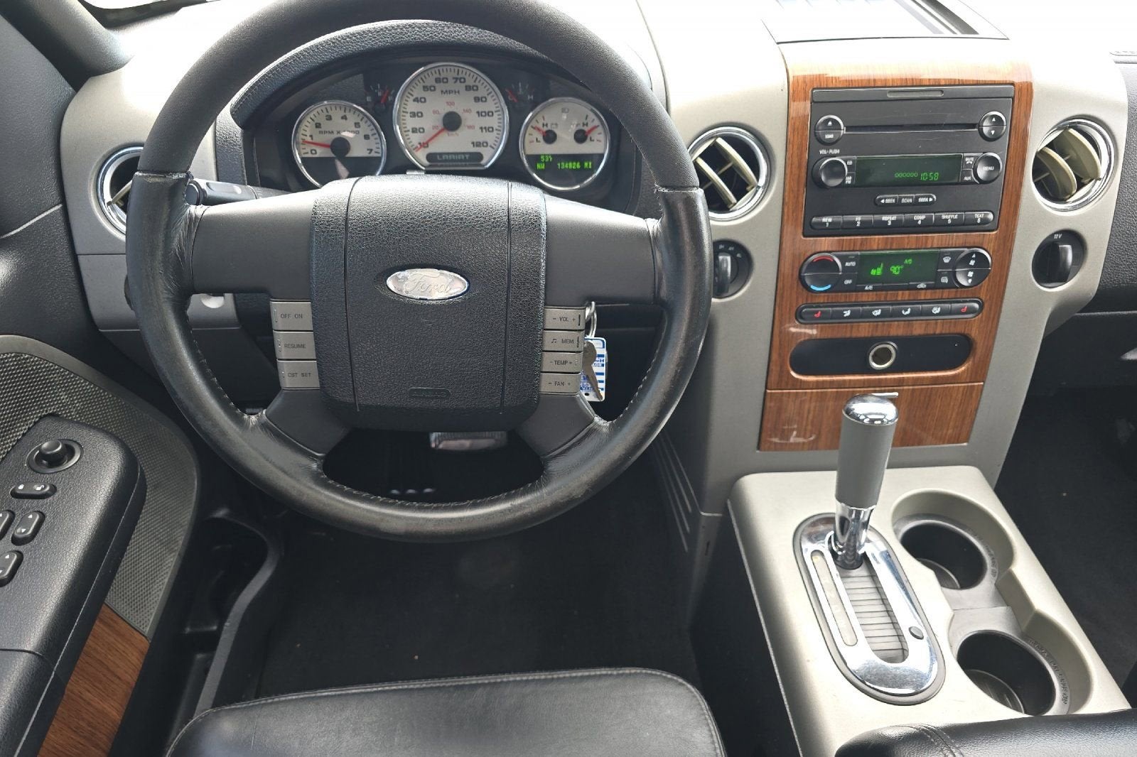 2004 Ford F-150 XLT