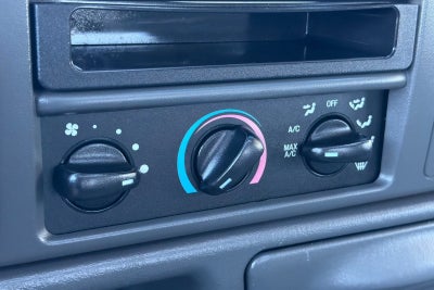 2003 Ford Super Duty F-350 SRW XL