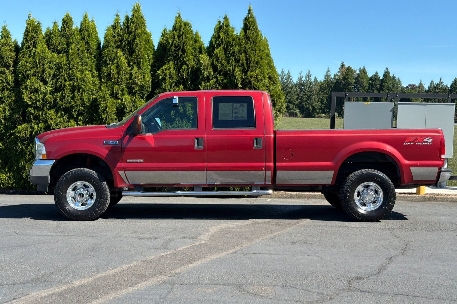 2003 Ford Super Duty F-350 SRW XL