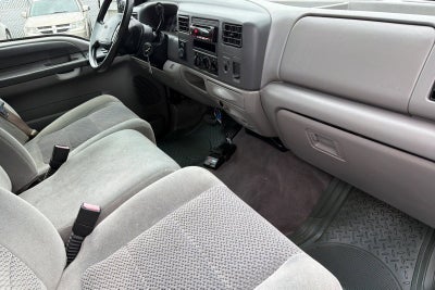 2001 Ford Super Duty F-350 SRW XL