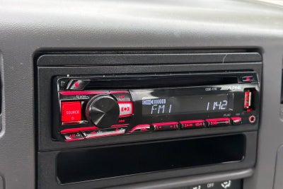 2001 Ford Super Duty F-350 SRW XL