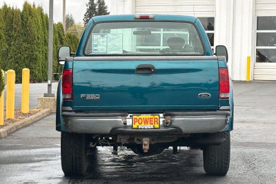 2001 Ford Super Duty F-350 SRW XL