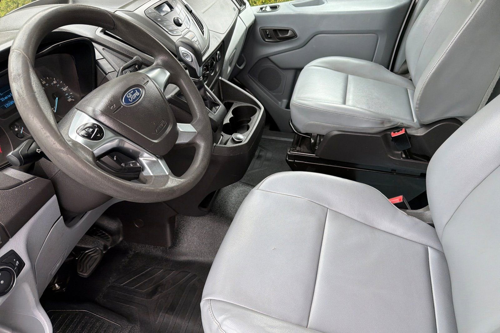 2017 Ford Transit Van T-250 130 LW RF S