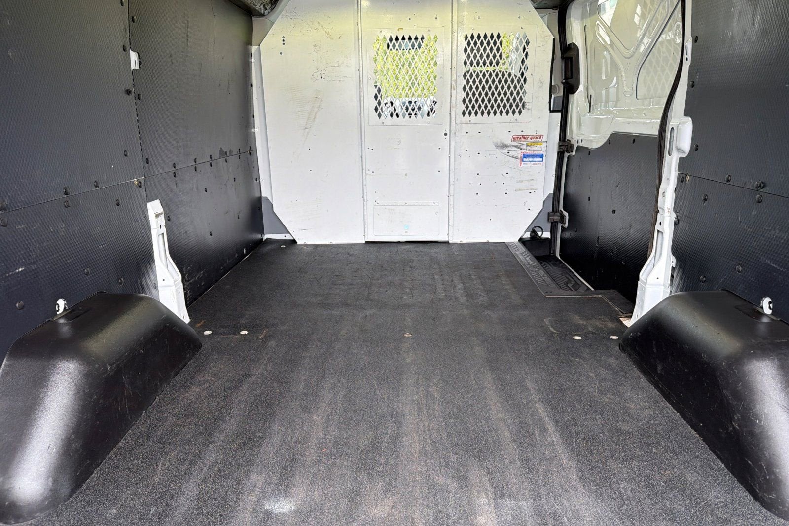 2017 Ford Transit Van T-250 130 LW RF S