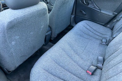 2004 Chevrolet Cavalier Base
