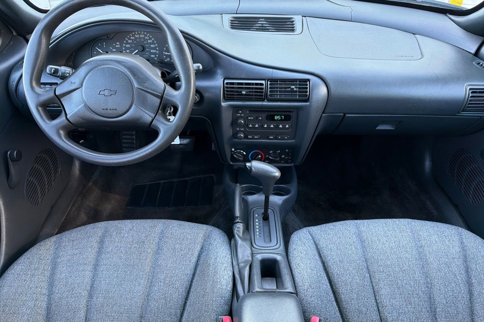 2004 Chevrolet Cavalier Base