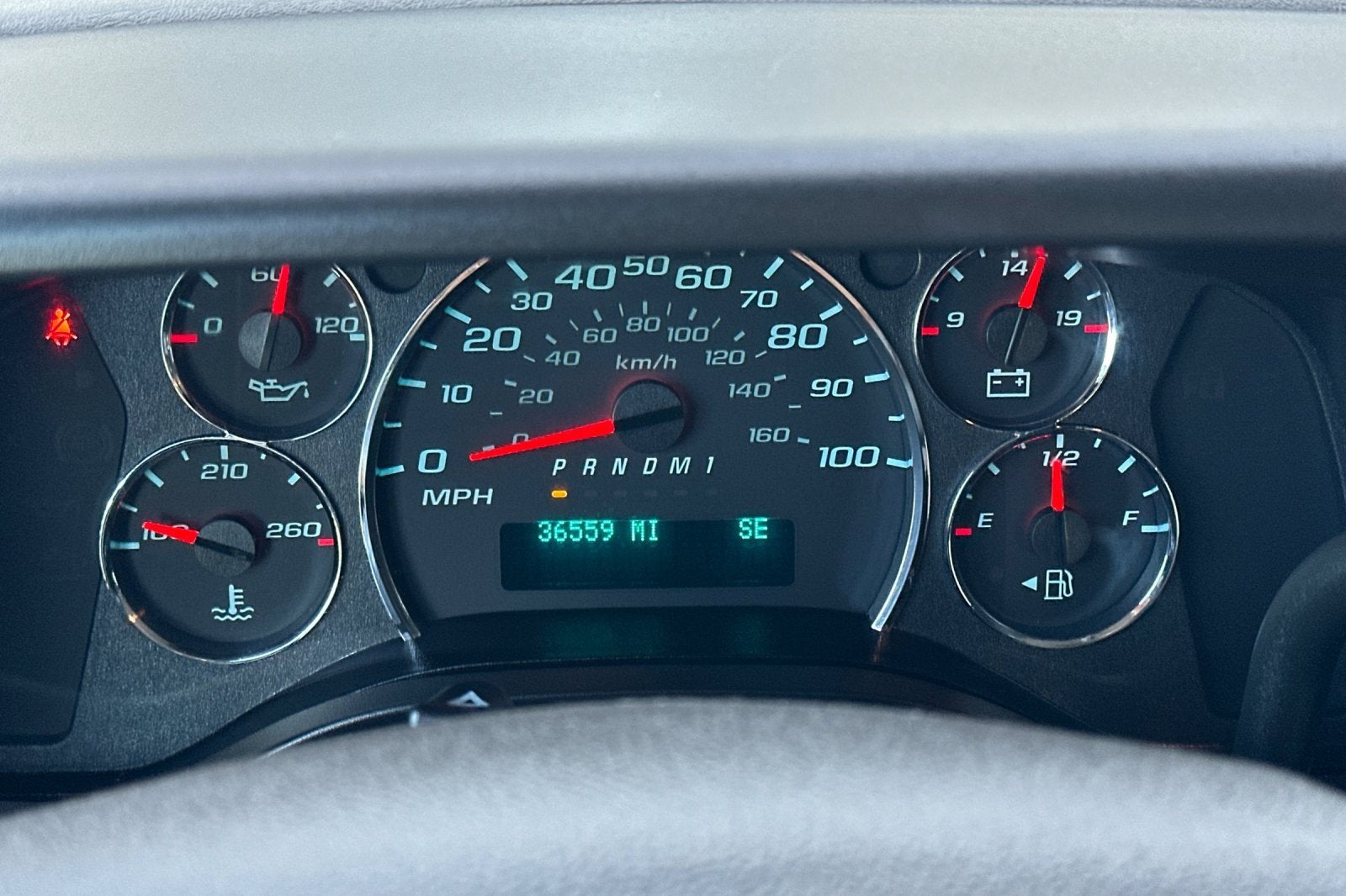 2023 Chevrolet Express Passenger 3500 1LS