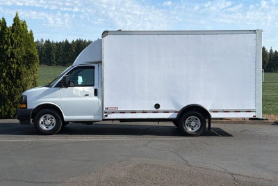 2023 Chevrolet Express Cutaway 3500 1WT