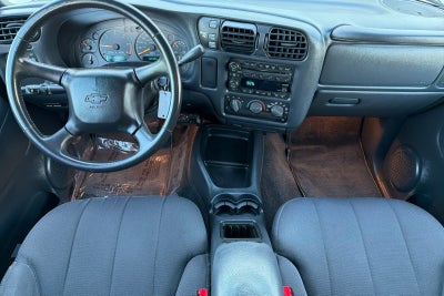 2004 Chevrolet S10 LS