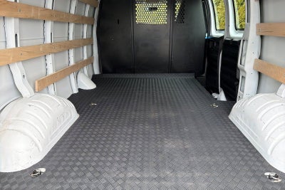 2024 Chevrolet Express Cargo 2500 WT