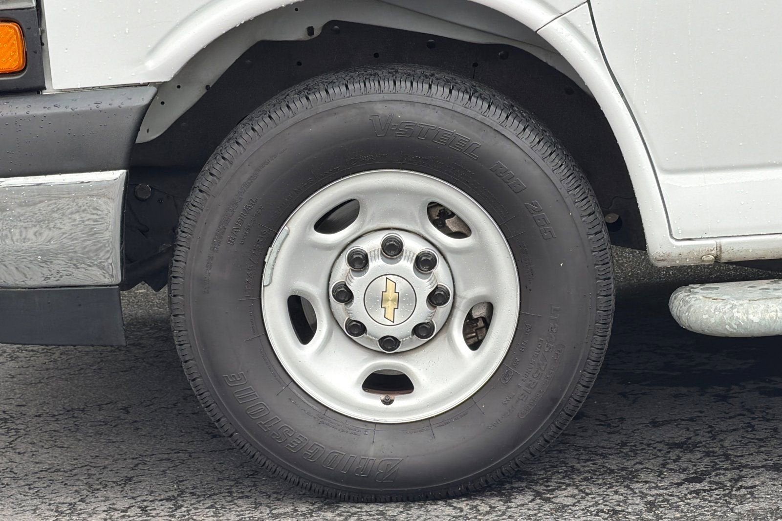 2024 Chevrolet Express Cargo 2500 WT