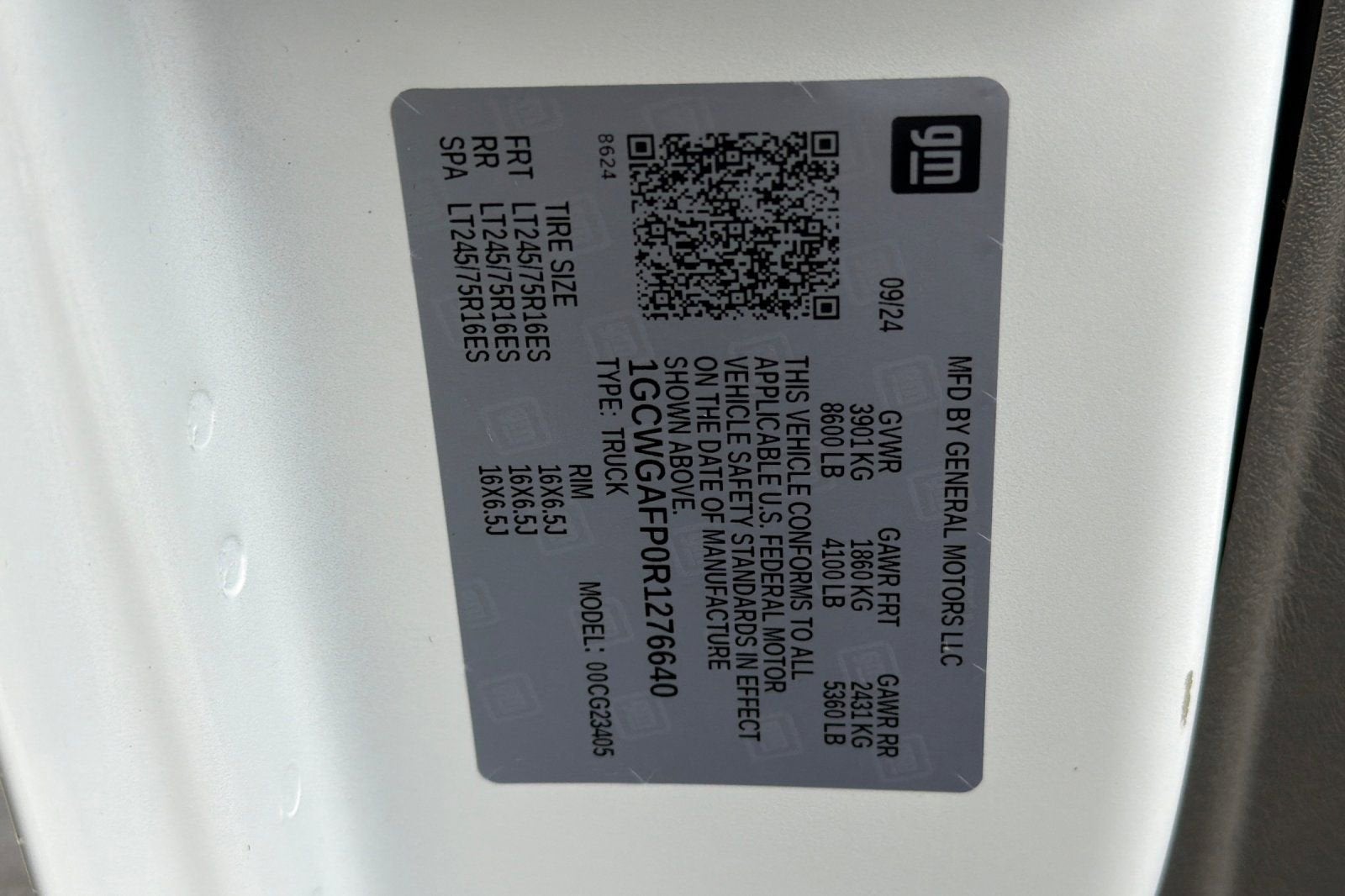 2024 Chevrolet Express Cargo 2500 WT