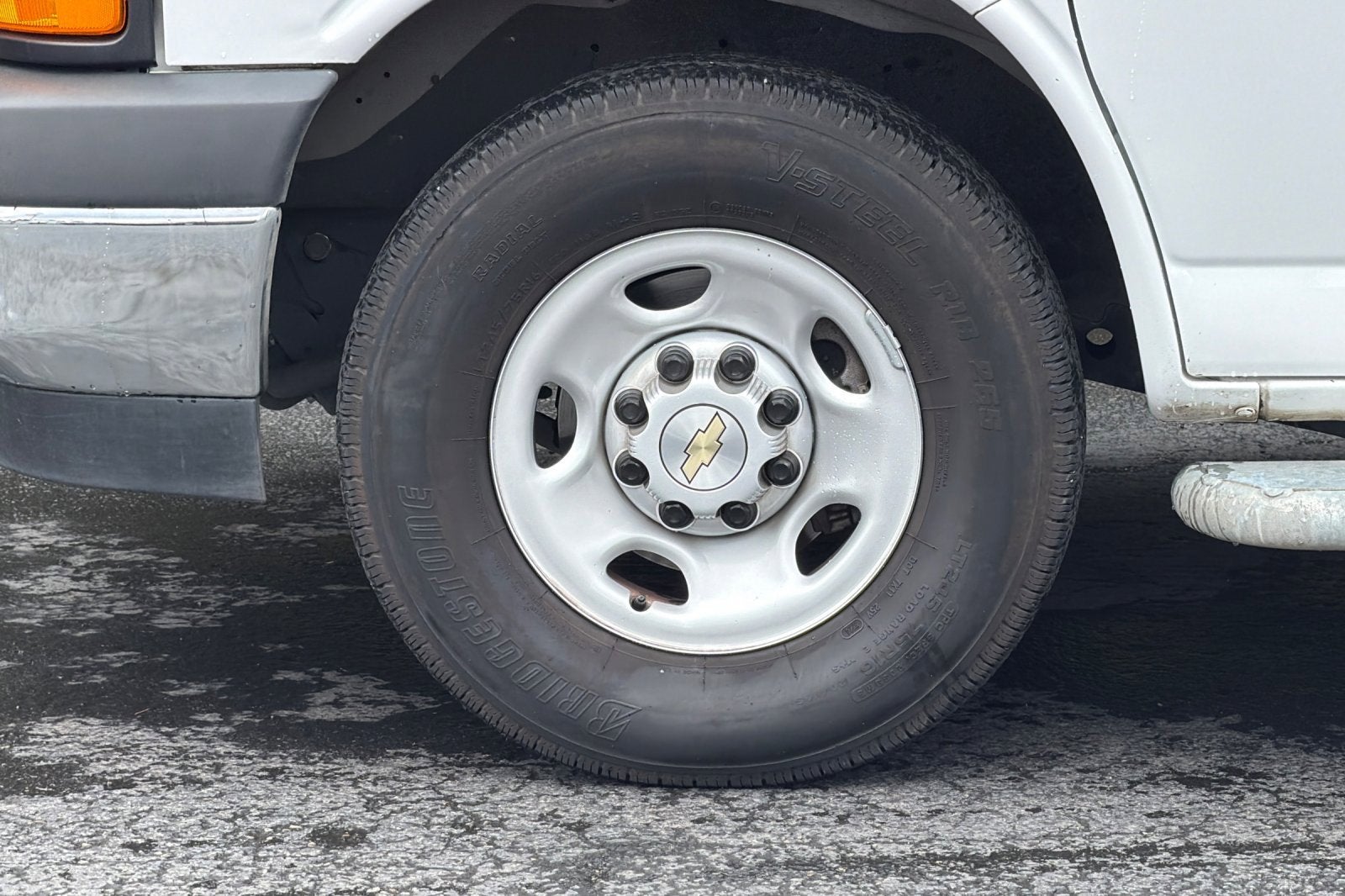 2024 Chevrolet Express Cargo 2500 WT