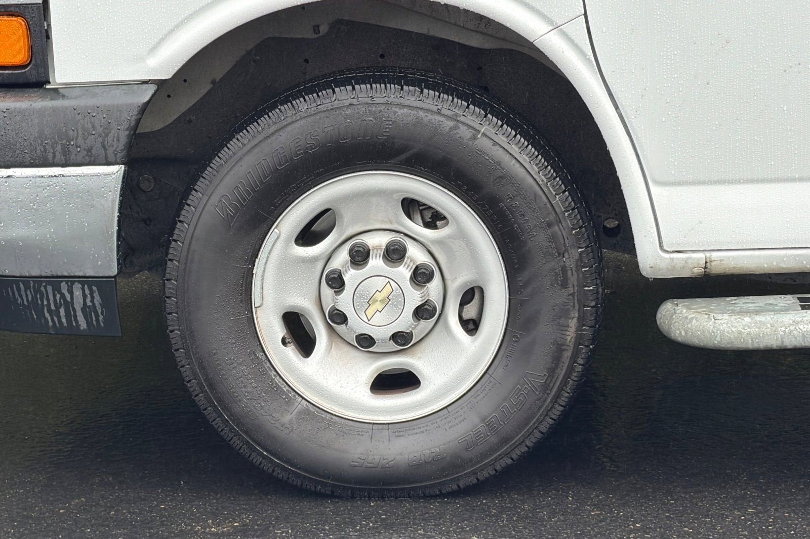 2024 Chevrolet Express Cargo 2500 WT