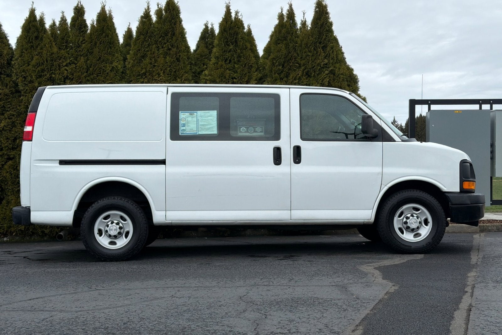 2015 Chevrolet Express Cargo 2500 2500 RWD 135"