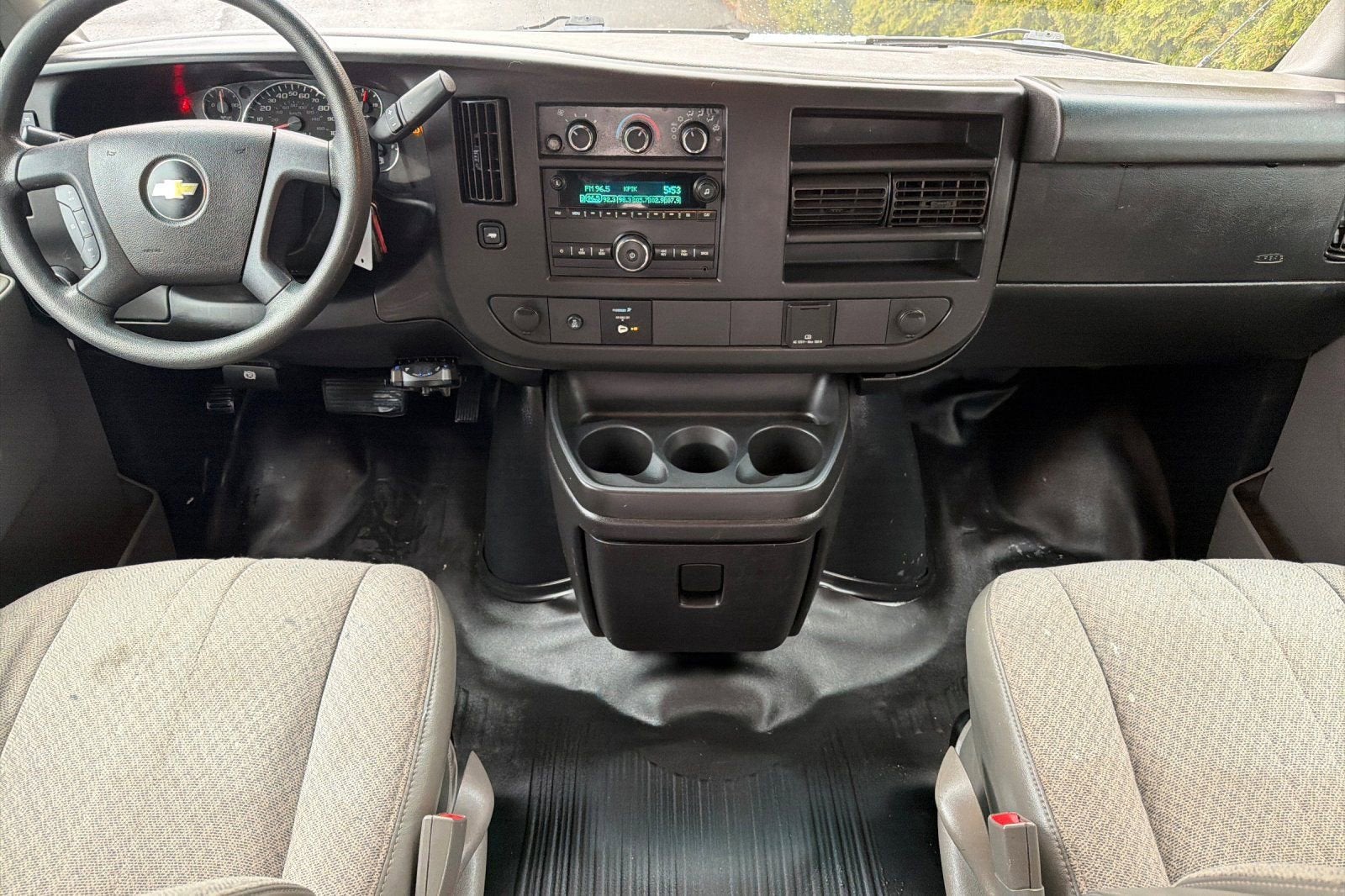 2017 Chevrolet Express Cargo 3500 3500 RWD 135"