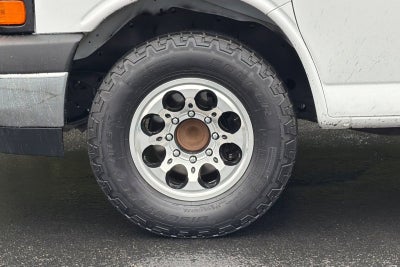 2017 Chevrolet Express Cargo 3500 3500 RWD 135"