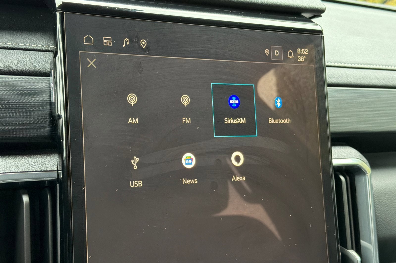 2025 GMC Acadia Elevation