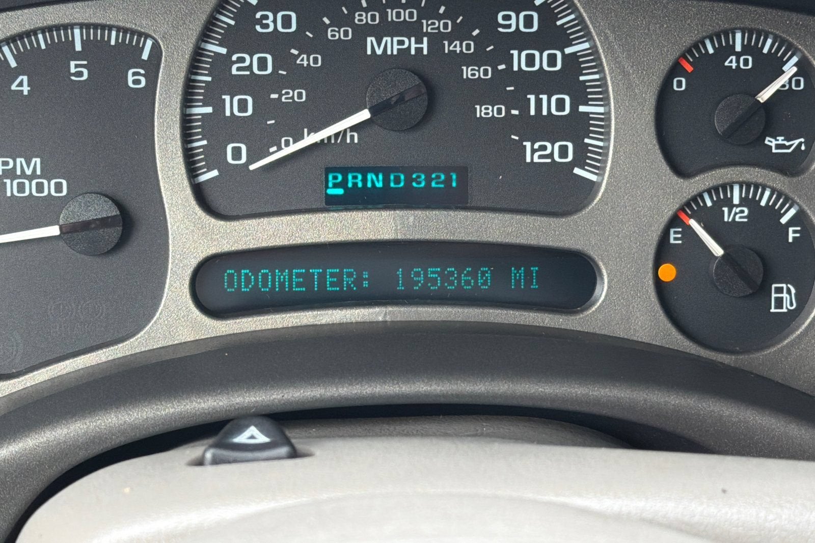 2005 GMC Yukon XL 4DR 4WD 1500