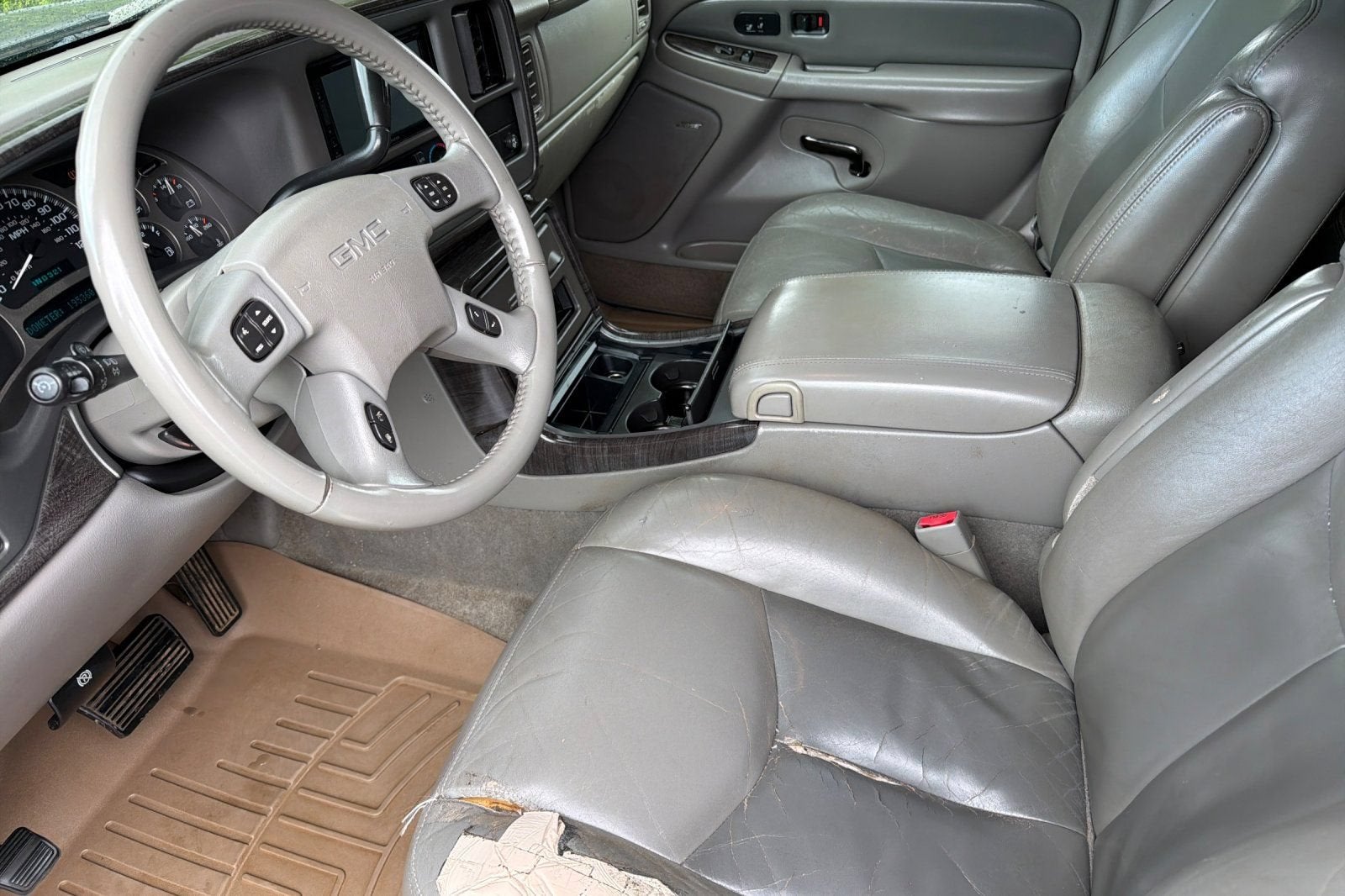 2005 GMC Yukon XL 4DR 4WD 1500