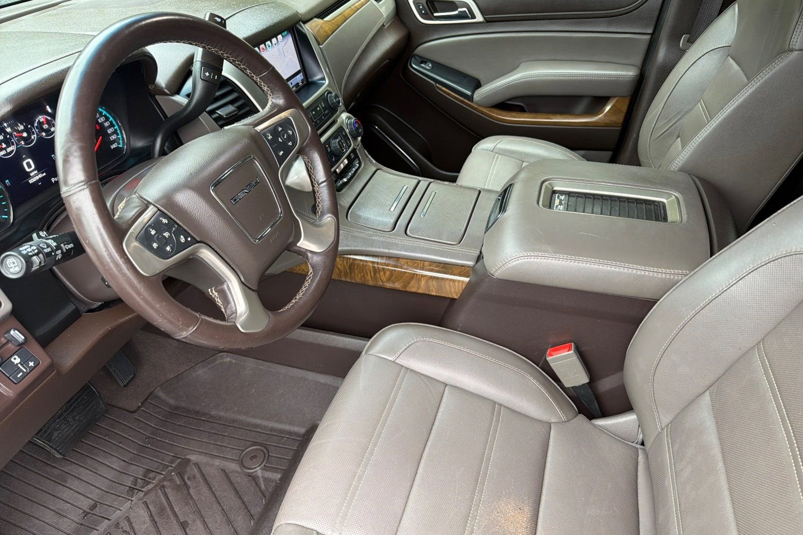 2020 GMC Yukon XL Denali