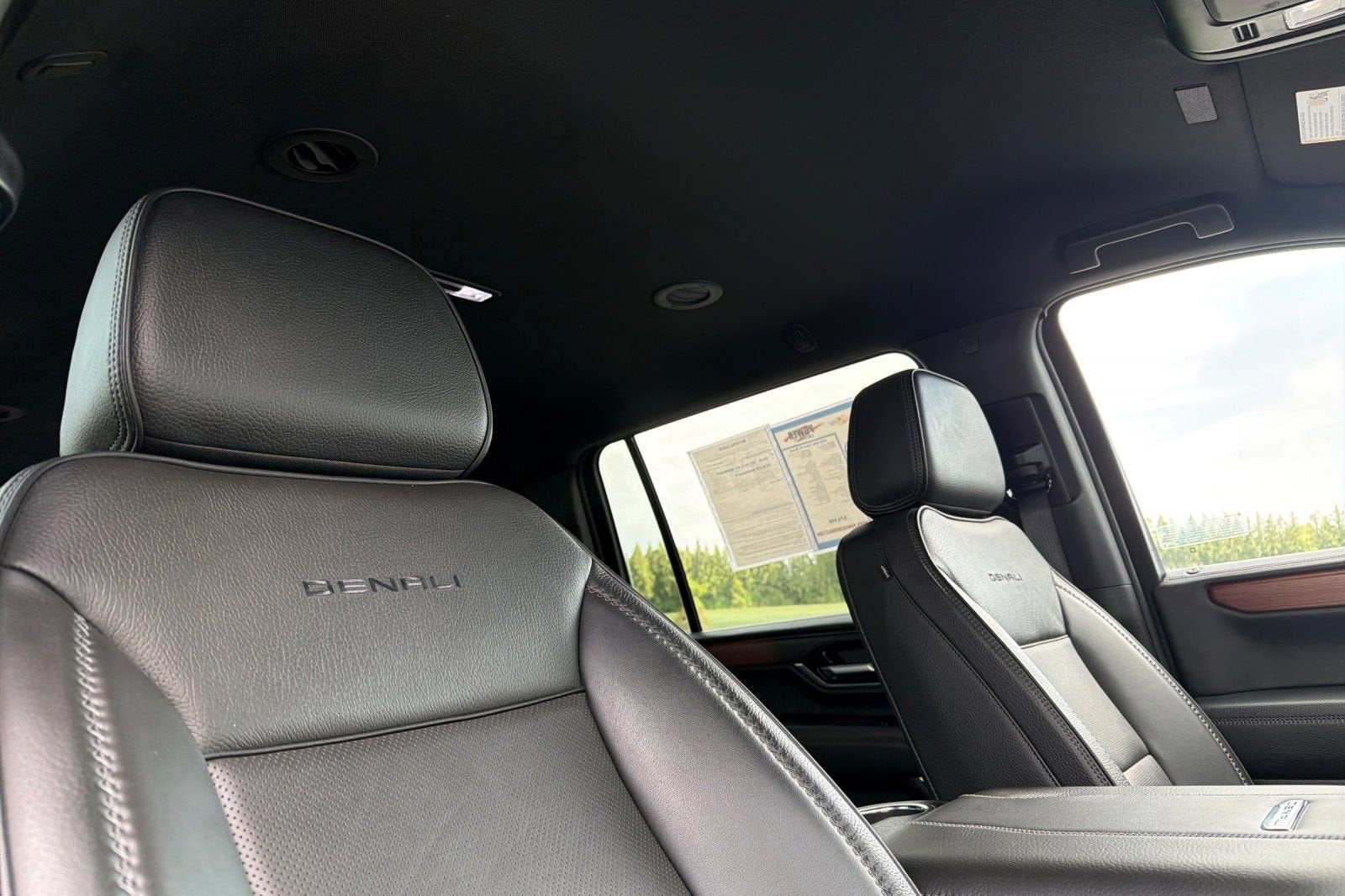 2025 GMC Yukon XL Denali