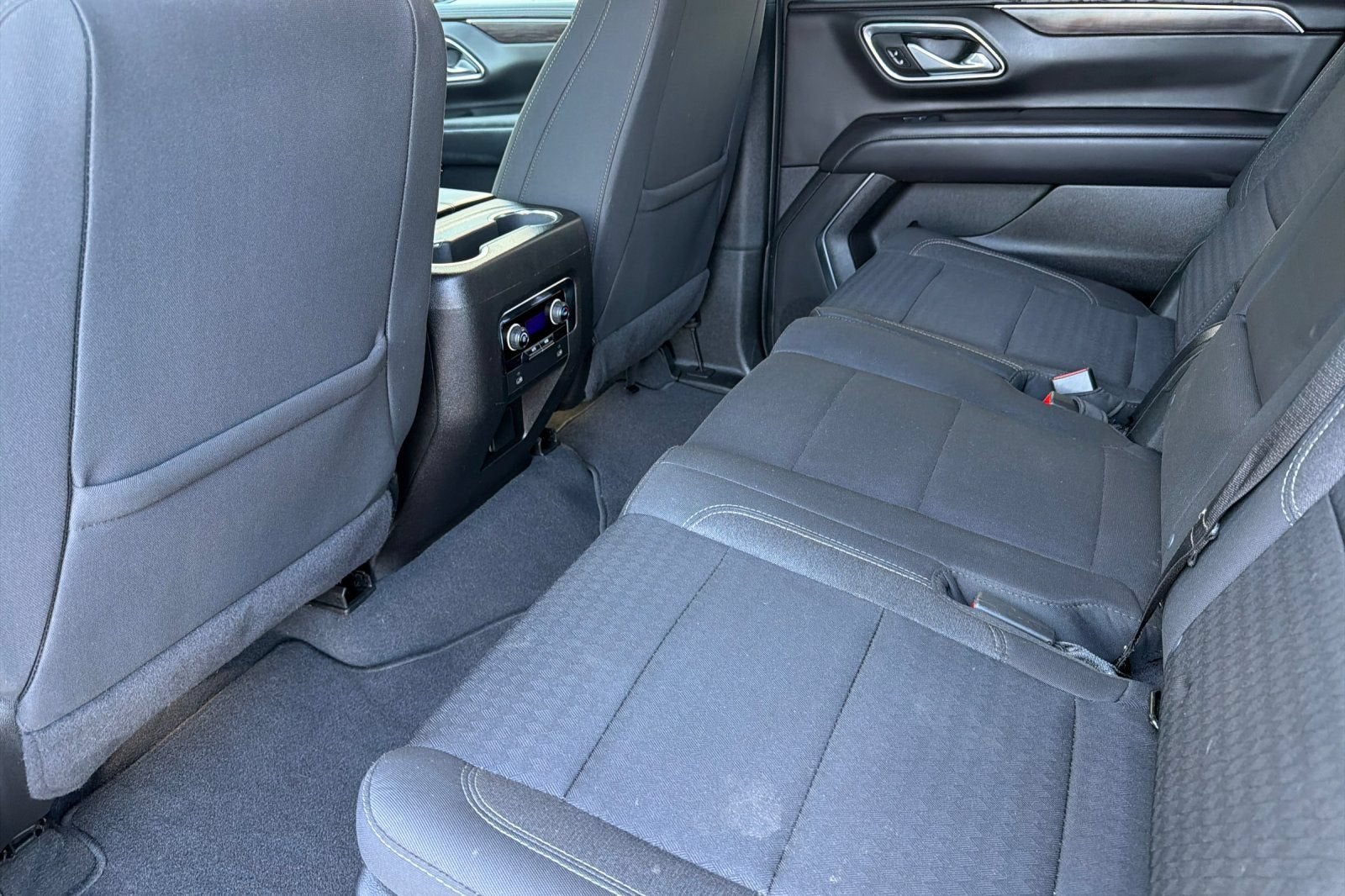 2024 Chevrolet Suburban LS