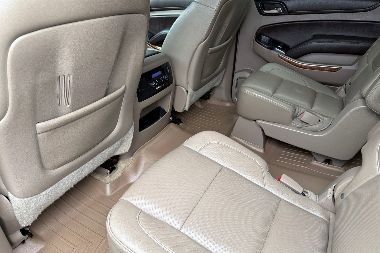 2015 Chevrolet Suburban LTZ