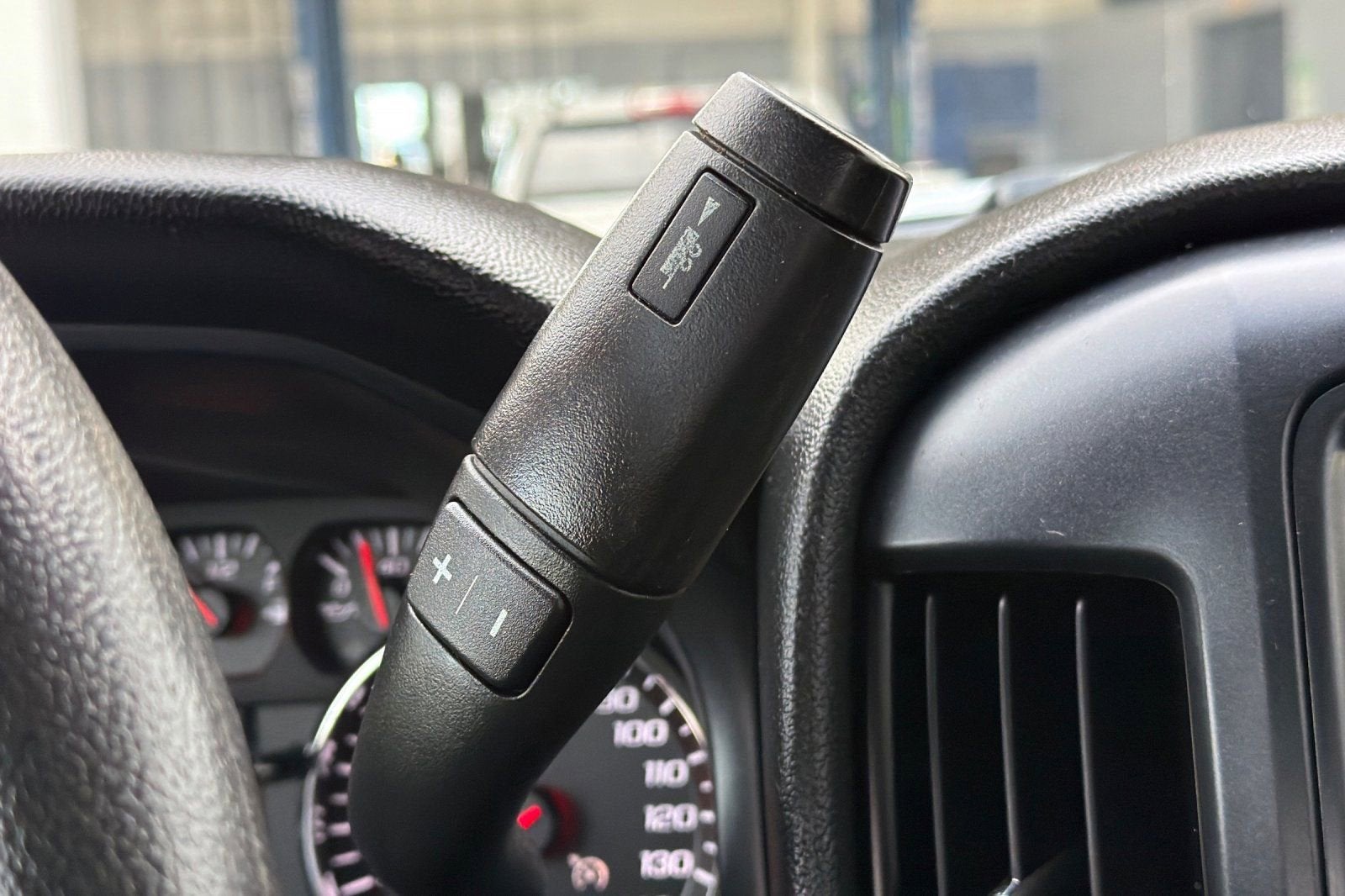 2017 GMC Sierra 2500 HD DBL CAB 4WD 144.2