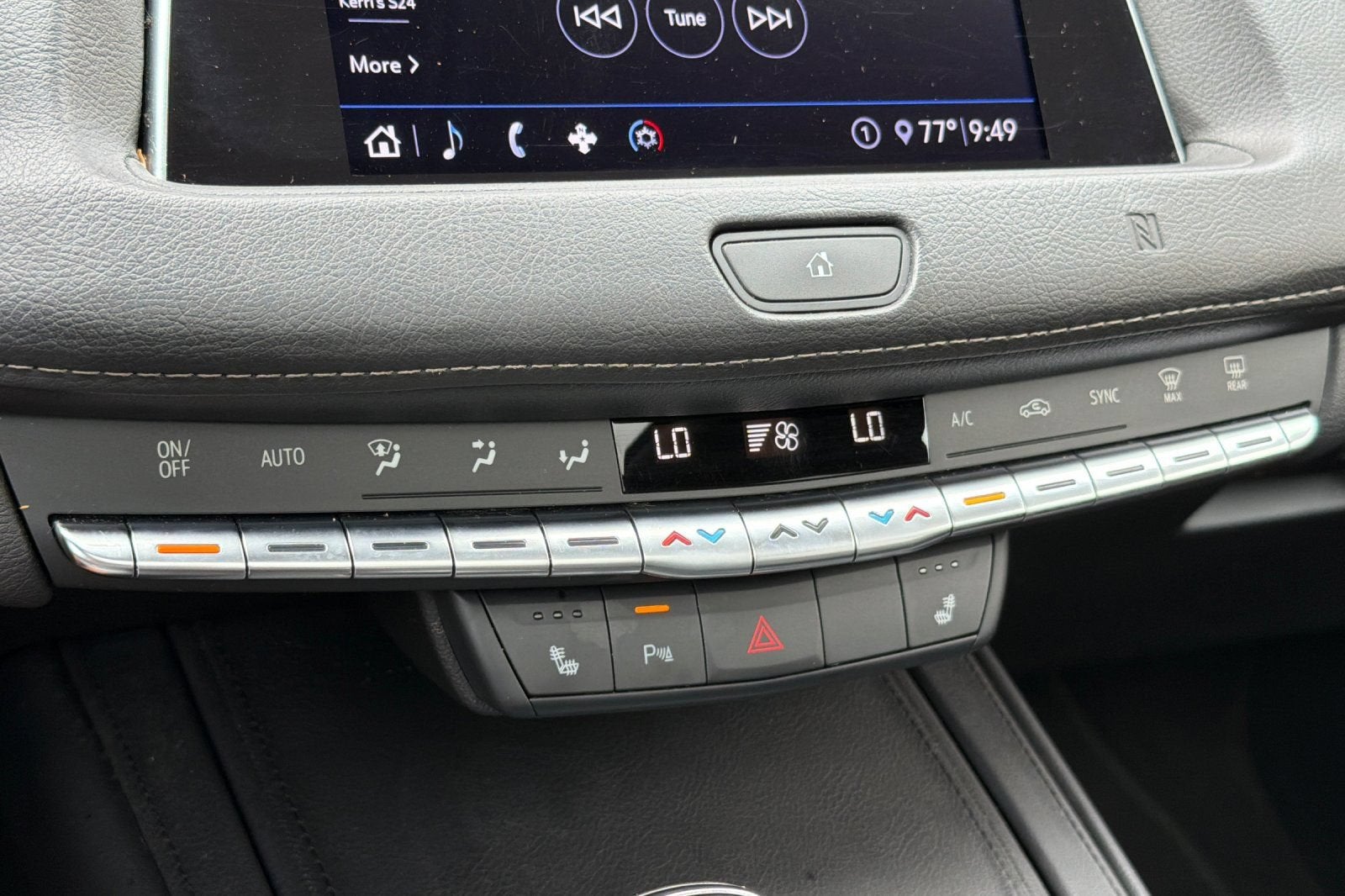 2020 Cadillac XT4 AWD Premium Luxury