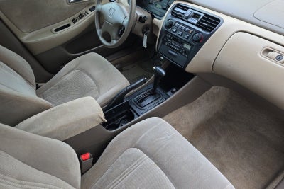 2000 Honda Accord Sdn LX
