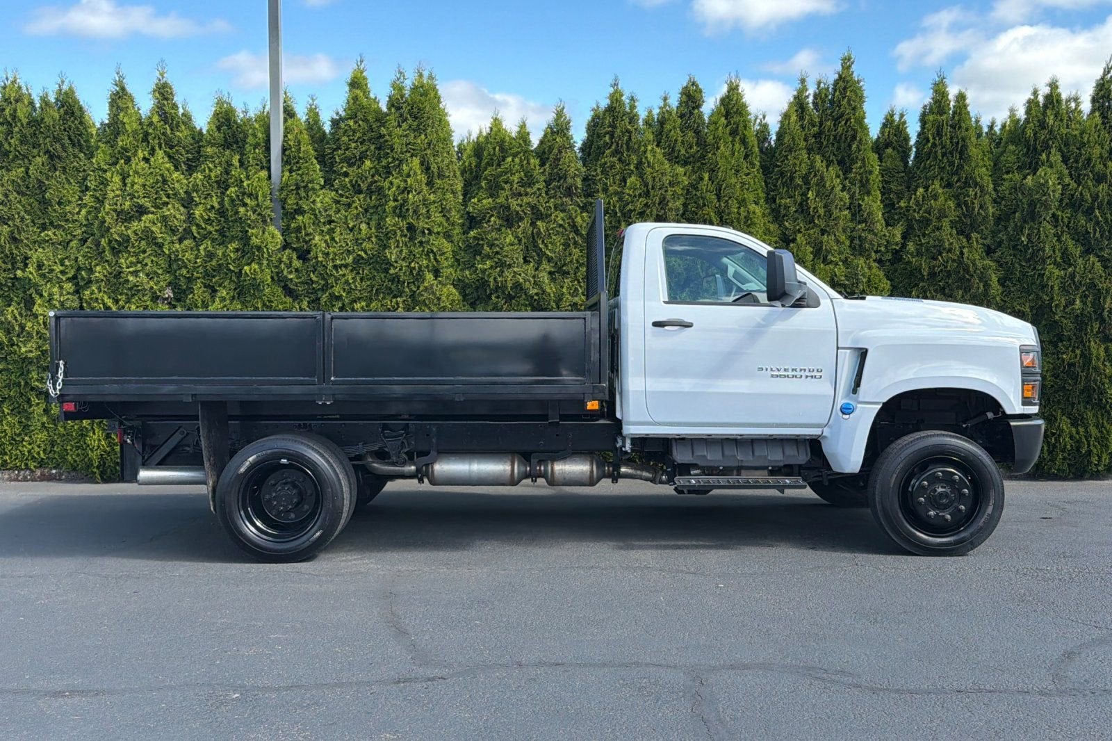 2024 Chevrolet Silverado 5500 HD Work Truck