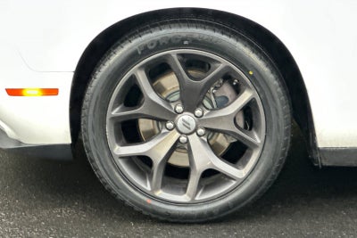 2017 Dodge Challenger SXT Plus