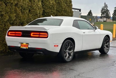 2017 Dodge Challenger SXT Plus