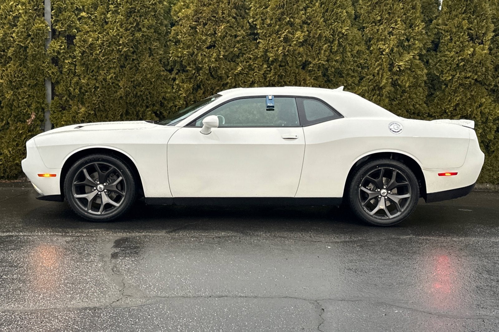 2017 Dodge Challenger SXT Plus