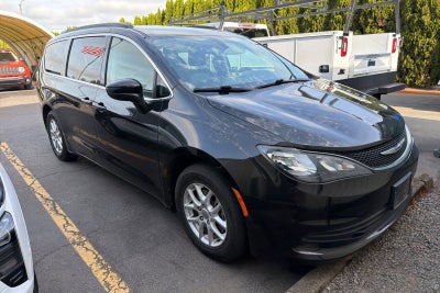 2020 Chrysler Voyager LXI