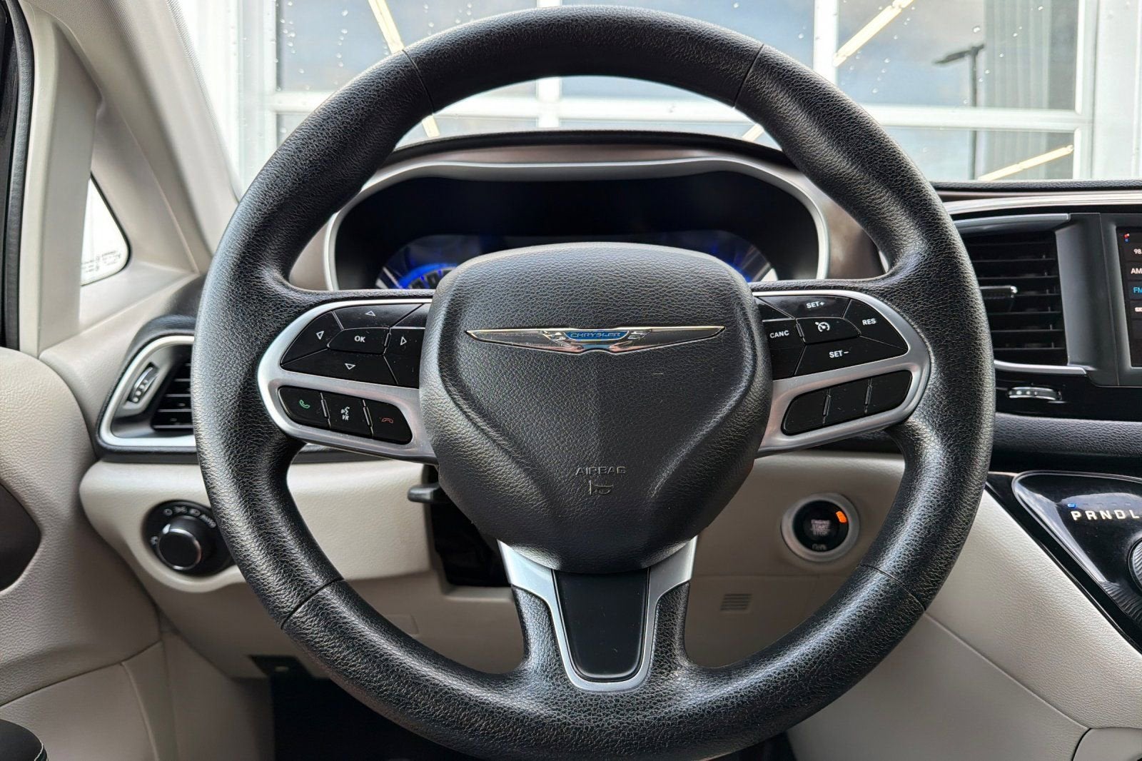 2020 Chrysler Voyager LXI
