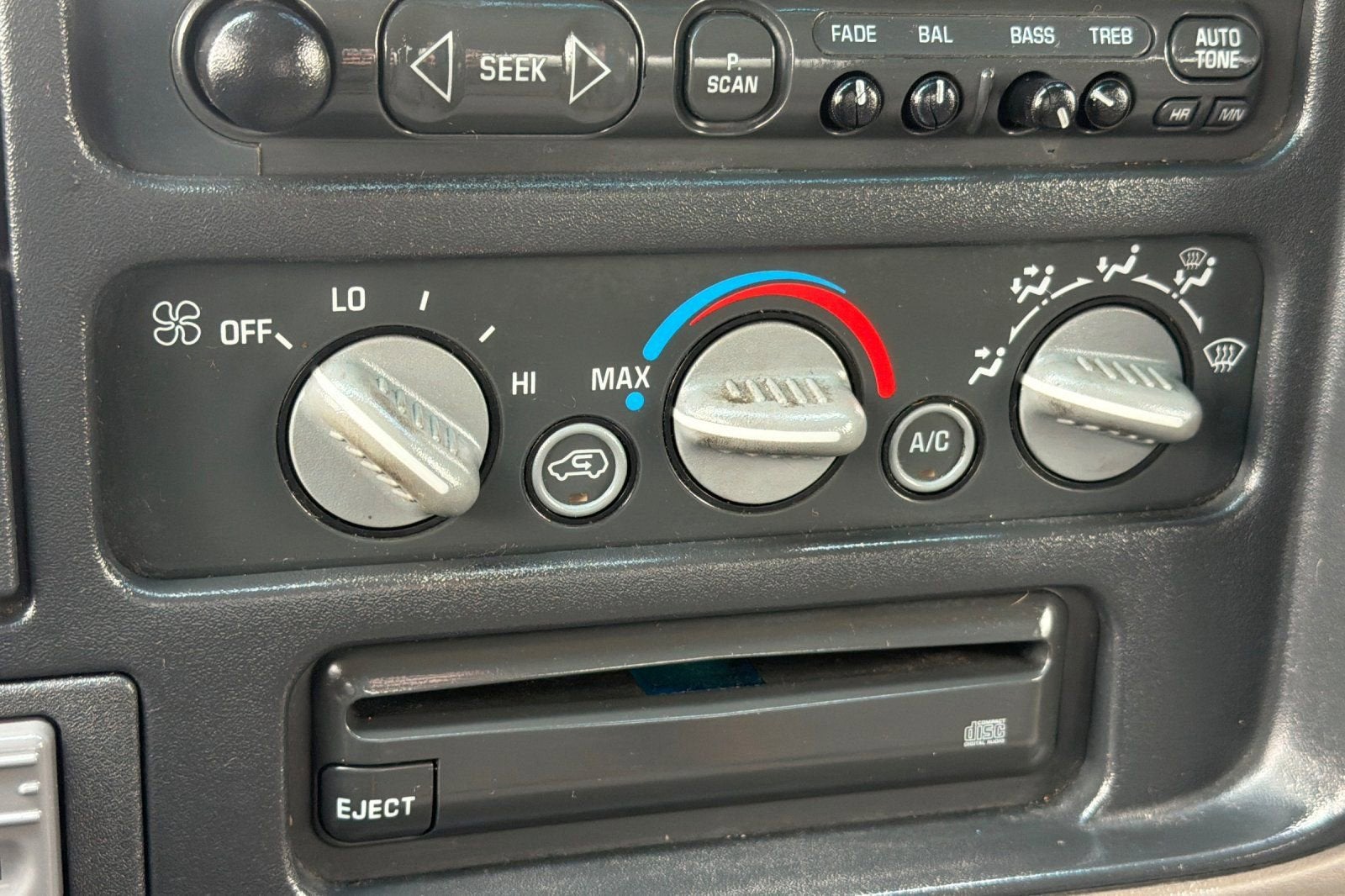 1997 GMC Sierra 1500 EXT CAB 4WD 143.5