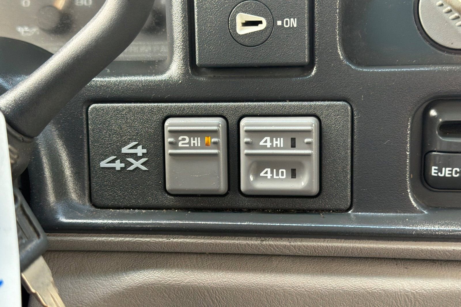 1997 GMC Sierra 1500 EXT CAB 4WD 143.5