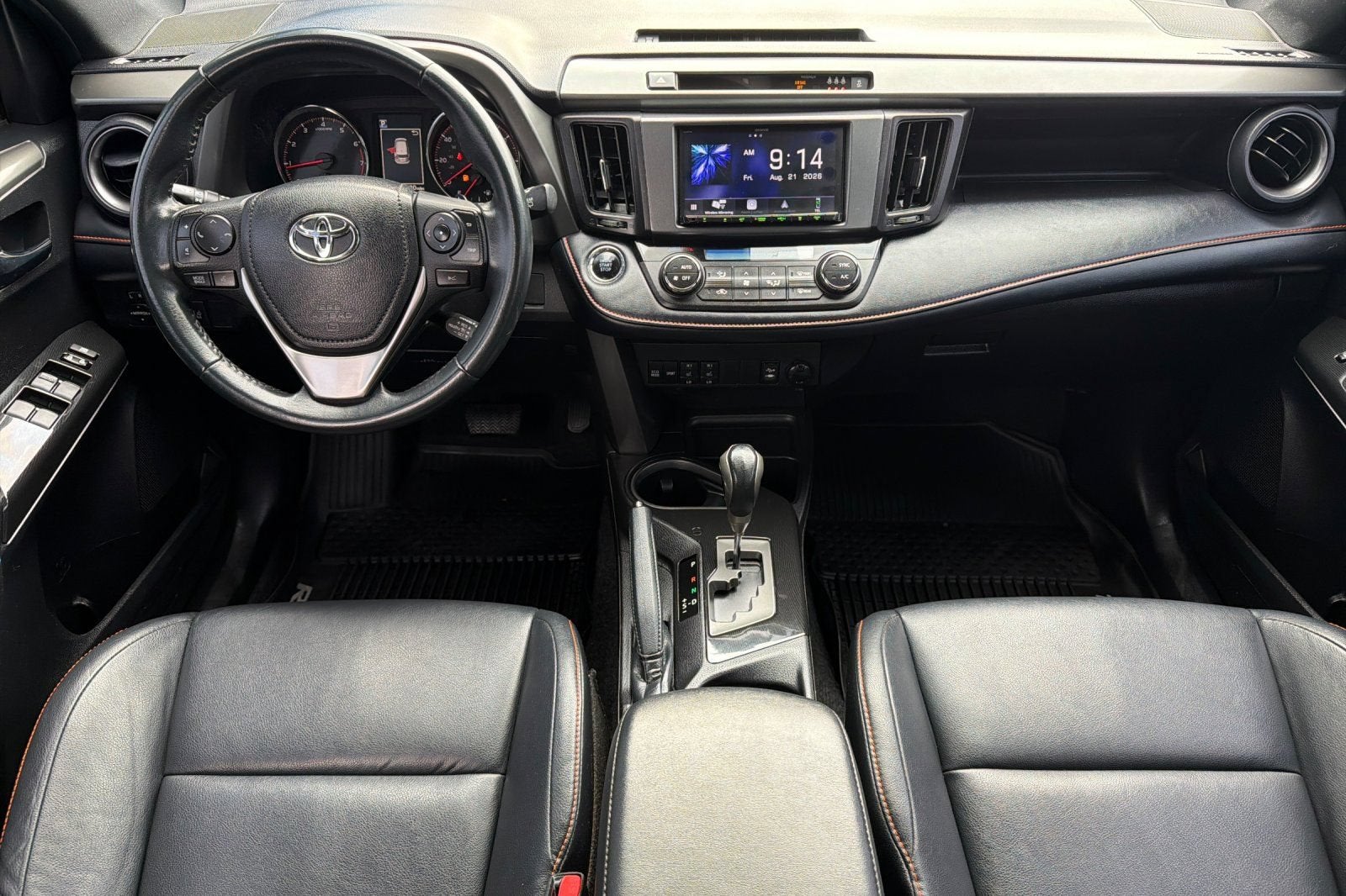 2018 Toyota RAV4 SE