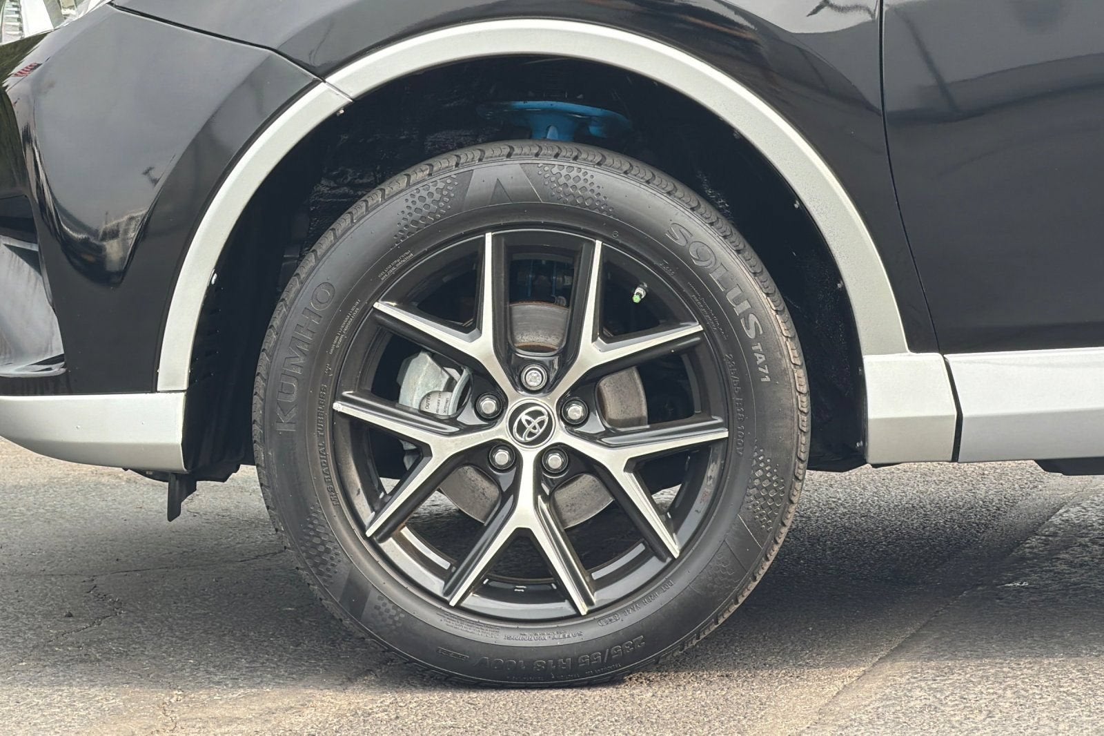 2018 Toyota RAV4 SE