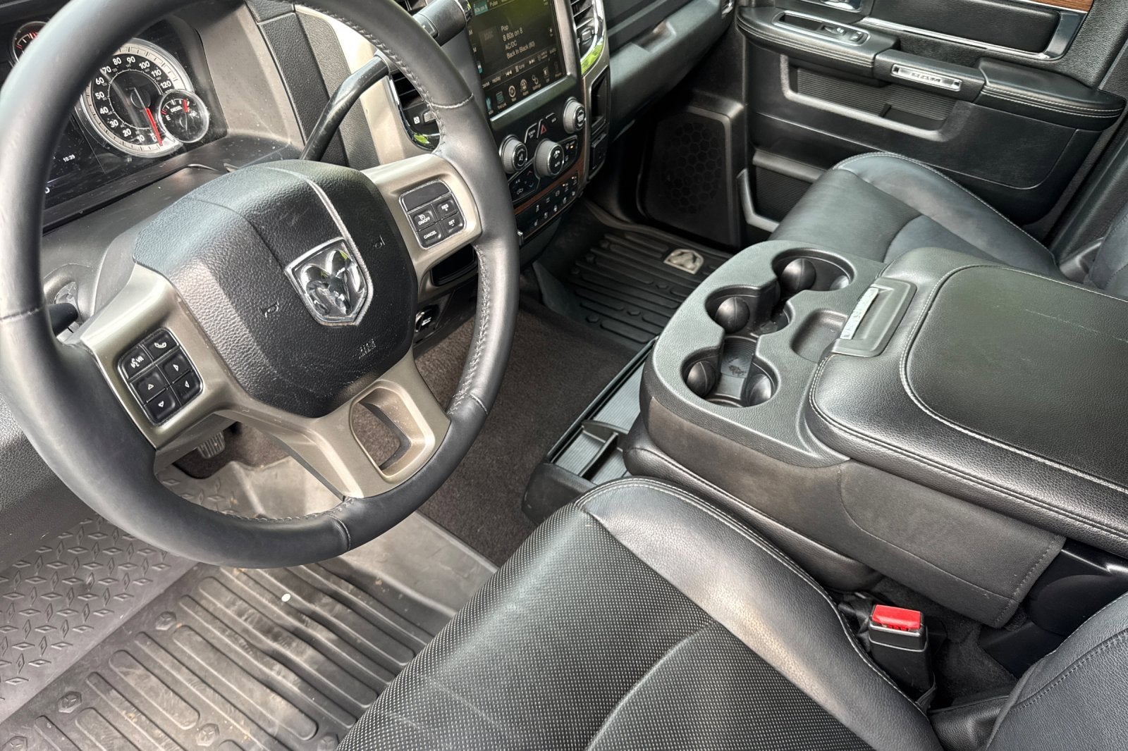 2016 RAM 3500 Laramie