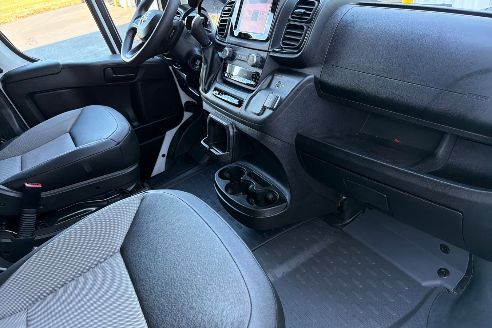 2025 RAM ProMaster Cargo Van Tradesman